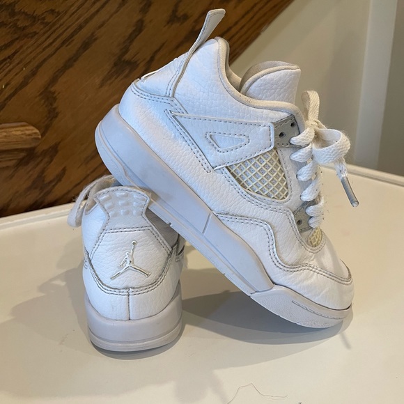 Air Jordan 4 Retro - size 12c - Picture 1 of 3